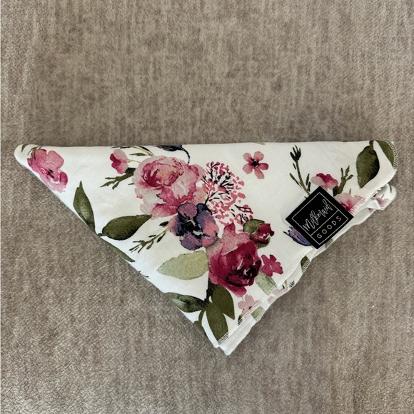 Matching Robe and Swaddle - Picture 1 of 3